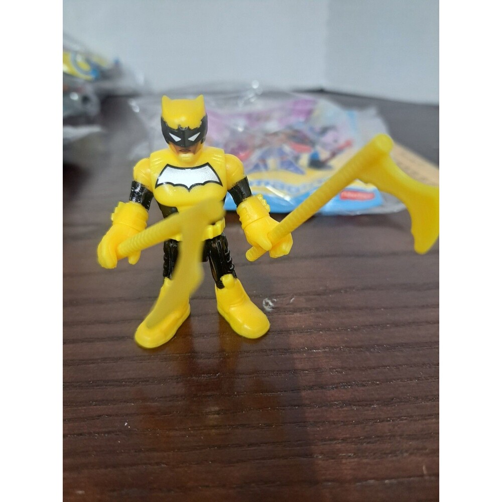Imaginext Swries 9 DC Superfriends Batman Duke Thomas With Weapons Figure